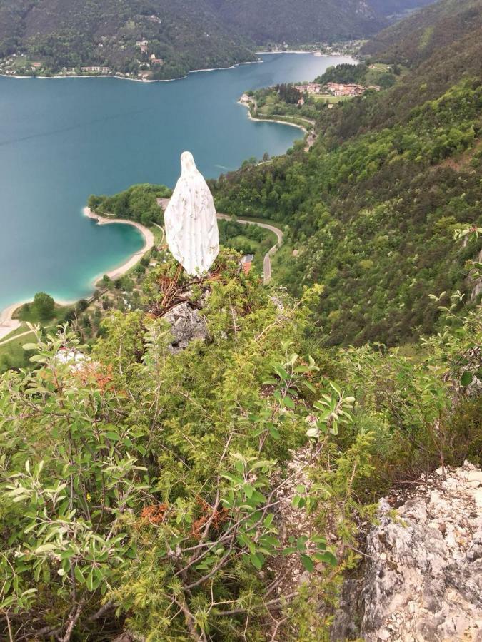 Ledro Lake Suite "Pur" Mezzolago Εξωτερικό φωτογραφία